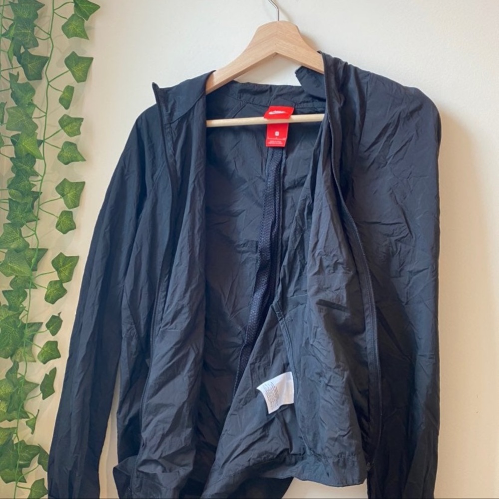 Nike windbreaker